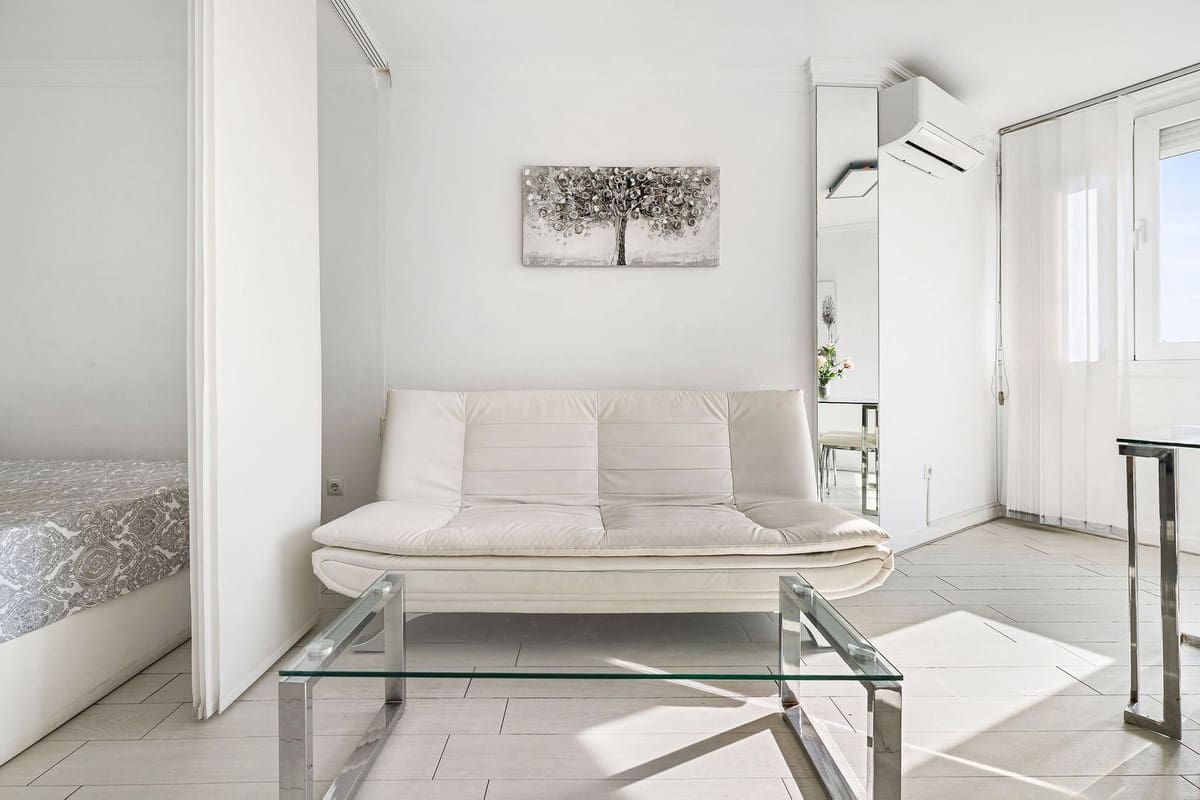 1 bedroom Studio for sale in Calahonda with pool garage - € 259,000 (Ref: 10172130)