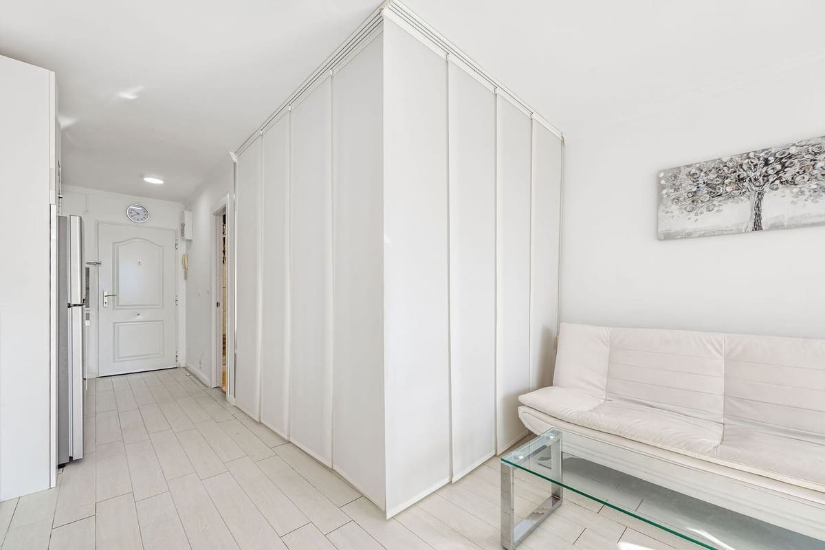 1 bedroom Studio for sale in Calahonda with pool garage - € 259,000 (Ref: 10172130)