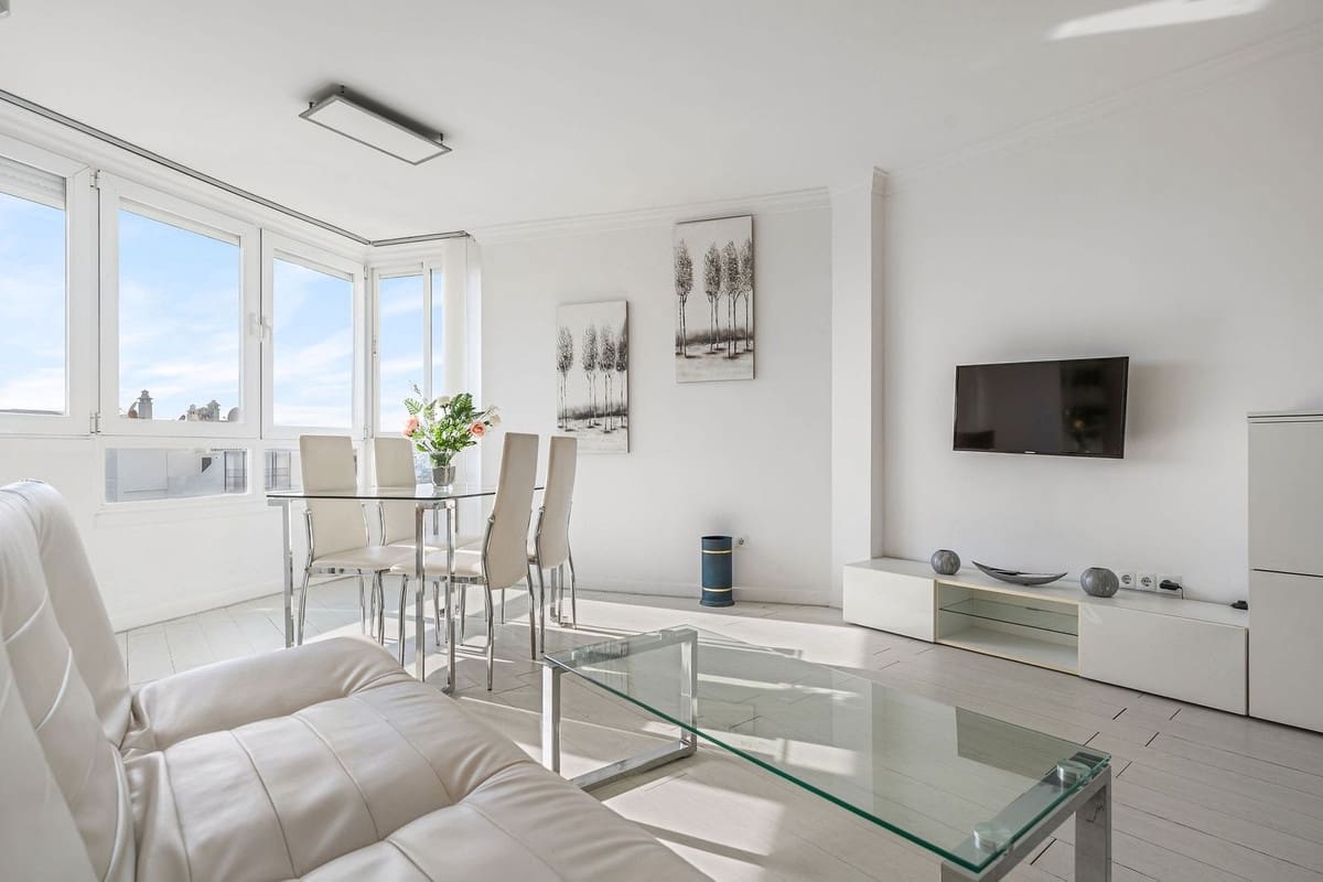 1 bedroom Studio for sale in Calahonda with pool garage - € 259,000 (Ref: 10172130)