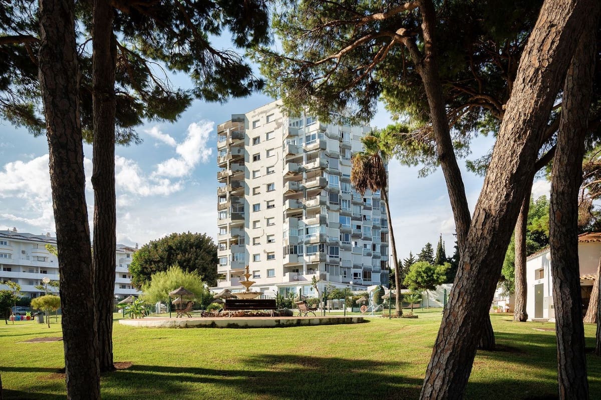 1 bedroom Studio for sale in Calahonda with pool garage - € 259,000 (Ref: 10172130)