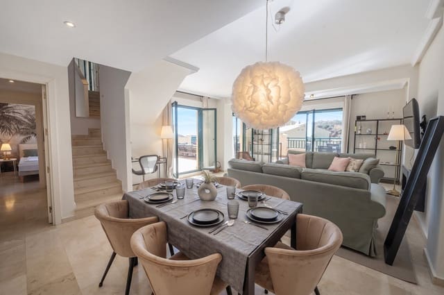 Apartamento de 3 habitaciones en Torrequebrada, Benalmádena en venta con piscina garaje - 559.000 € (Ref: 10172131)