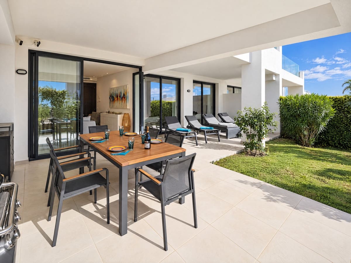 2 soveværelse Lejlighed til salg i Estepona med swimmingpool garage - € 529.000 (Ref: 10172133)