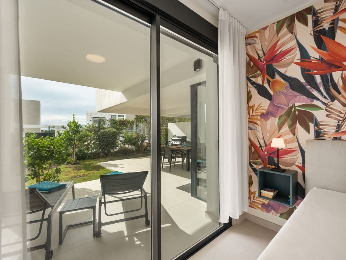 2 soveværelse Lejlighed til salg i Estepona med swimmingpool garage - € 529.000 (Ref: 10172133)