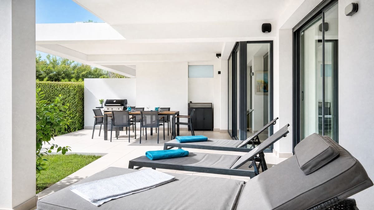 2 soveværelse Lejlighed til salg i Estepona med swimmingpool garage - € 529.000 (Ref: 10172133)