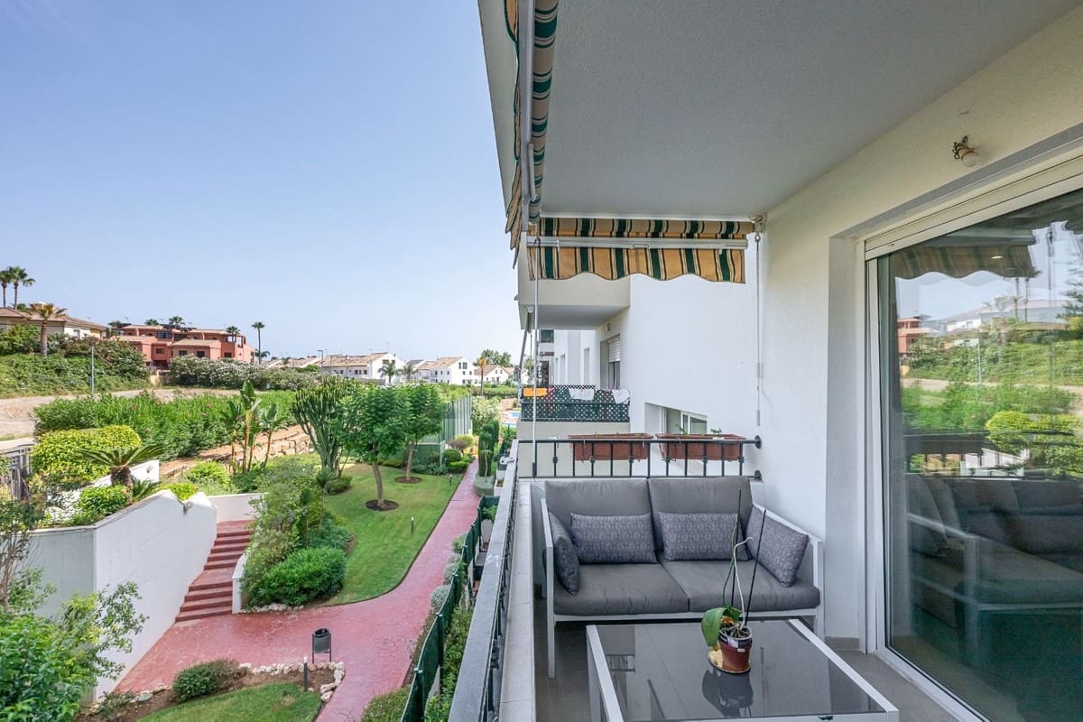 3 soveværelse Lejlighed til salg i Guadalmina med swimmingpool garage - € 456.000 (Ref: 10172971)