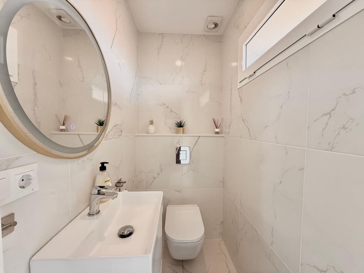 2 soverom Leilighet til salgs i Fuengirola - € 585 000 (Ref: 10172974)