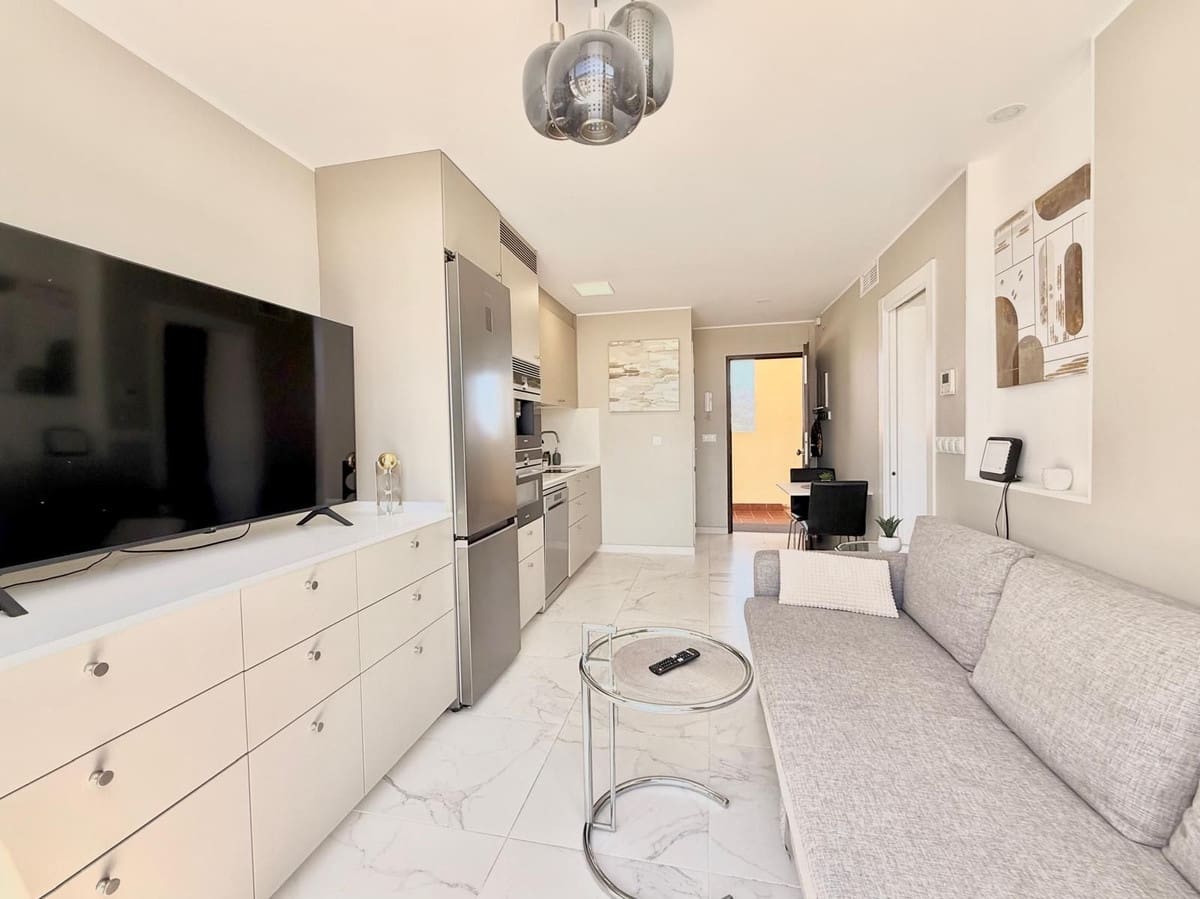 2 soverom Leilighet til salgs i Fuengirola - € 585 000 (Ref: 10172974)