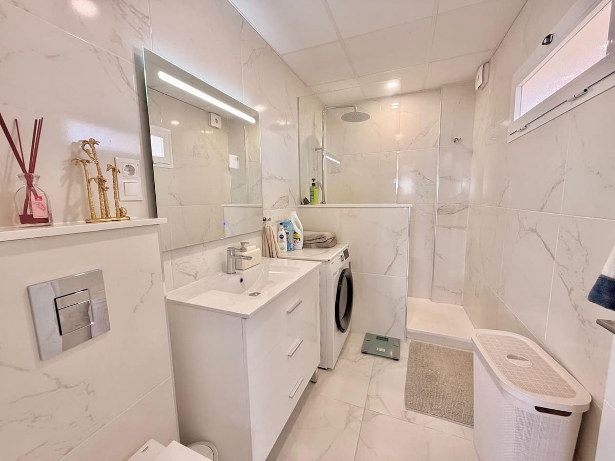 2 soverom Leilighet til salgs i Fuengirola - € 585 000 (Ref: 10172974)