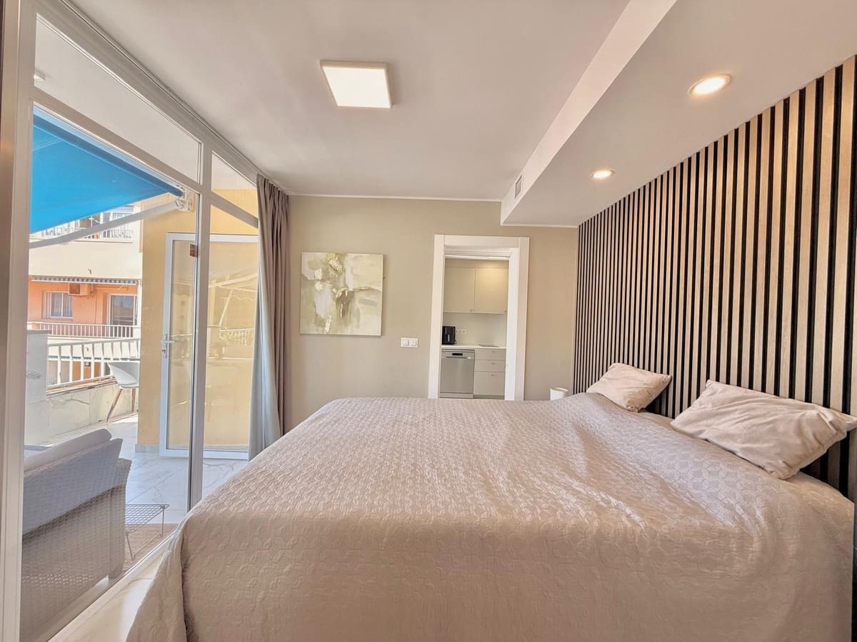 2 soverom Leilighet til salgs i Fuengirola - € 585 000 (Ref: 10172974)