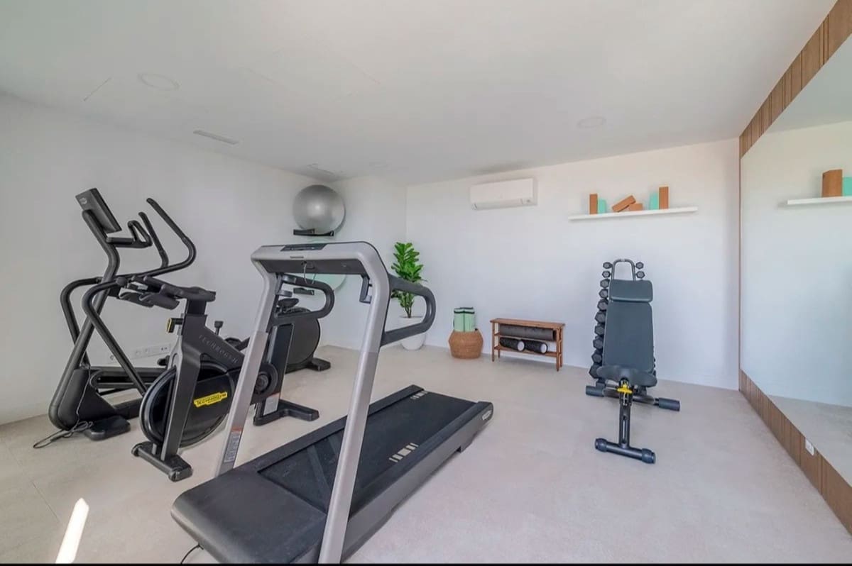 3 Zimmer Apartment zu verkaufen in Manilva mit Pool Garage - 1.190.000 € (Ref: 10179518)
