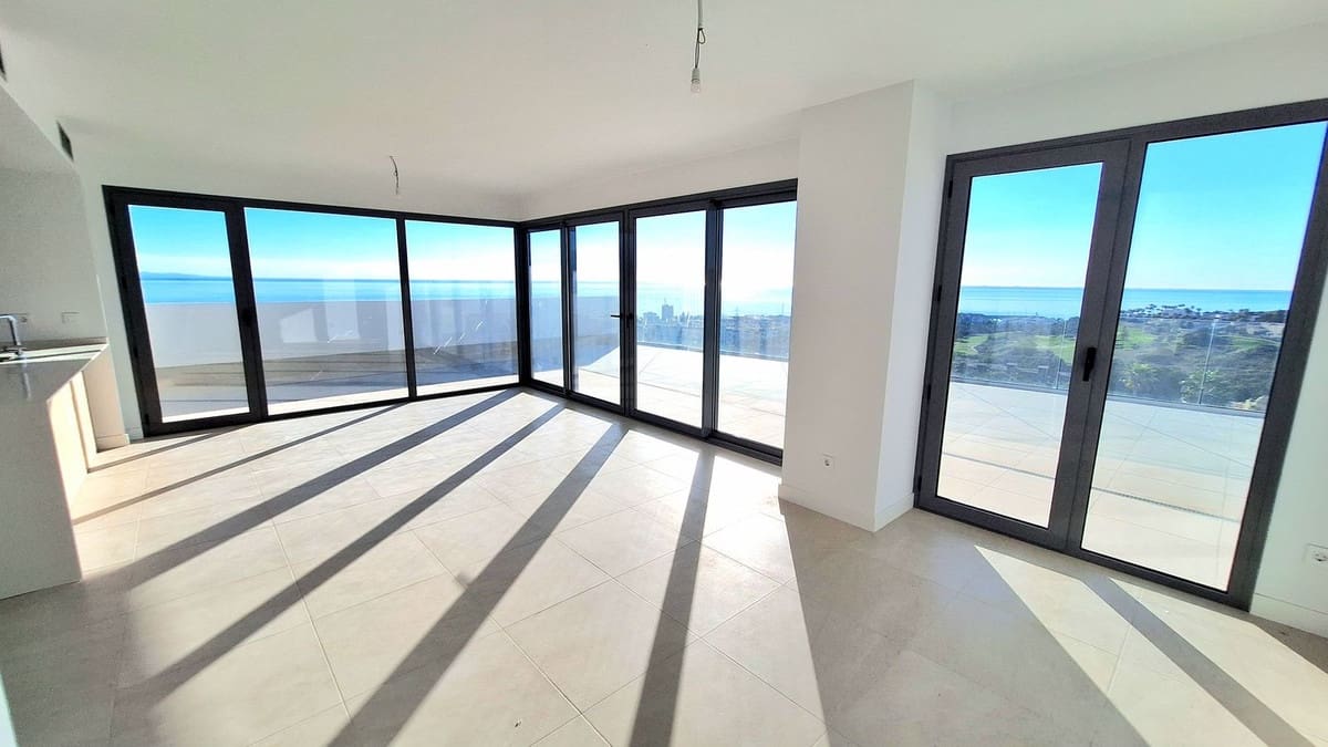 3 Zimmer Apartment zu verkaufen in Manilva mit Pool Garage - 1.190.000 € (Ref: 10179518)