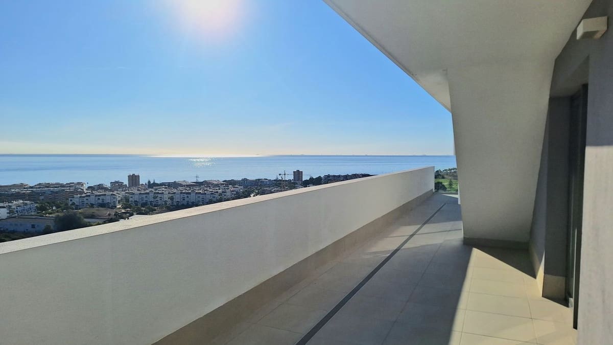 3 Zimmer Apartment zu verkaufen in Manilva mit Pool Garage - 1.190.000 € (Ref: 10179518)
