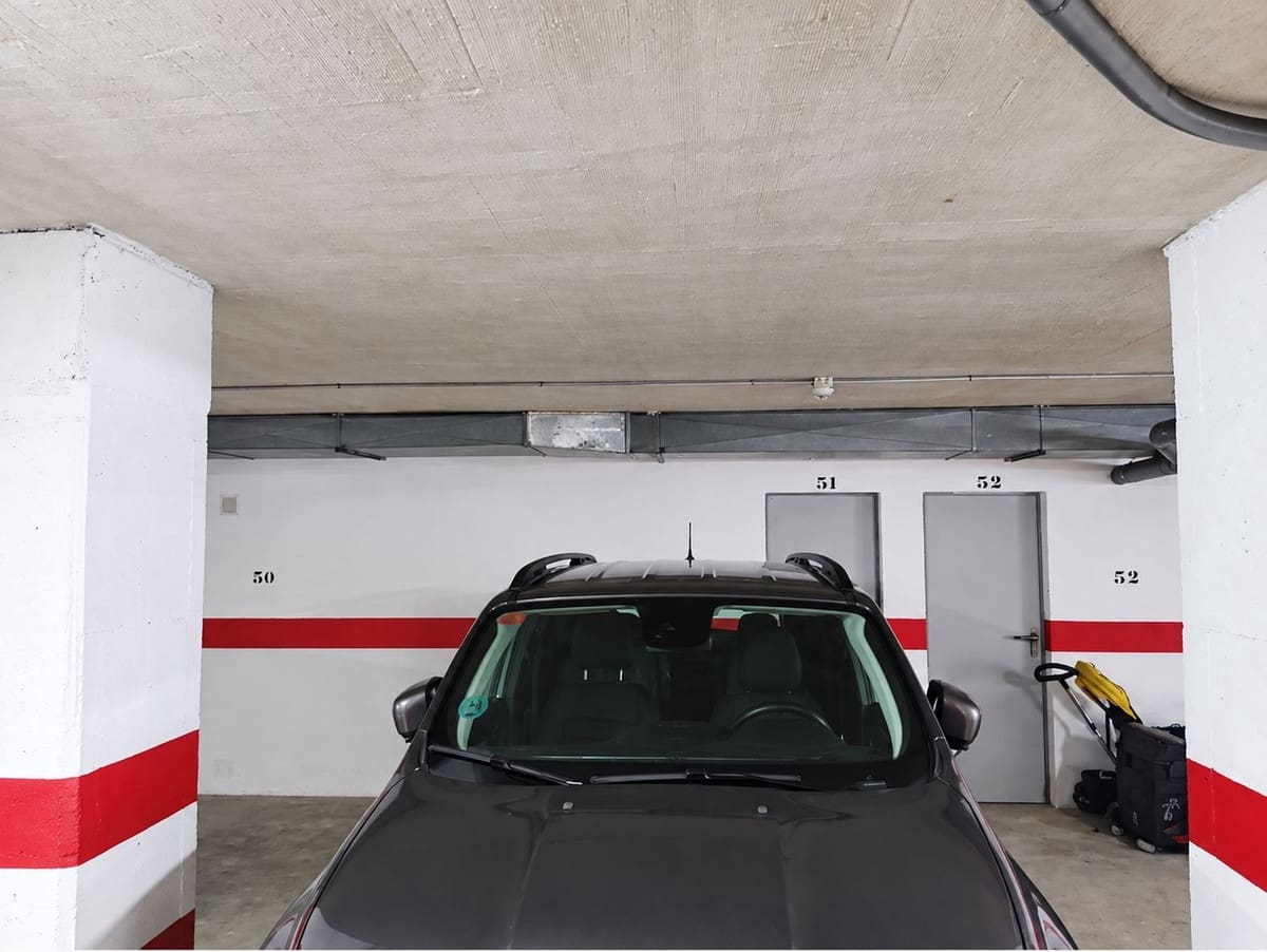1 chambre Appartement à vendre à Puerto Banus avec piscine garage - 445 000 € (Ref: 10179519)