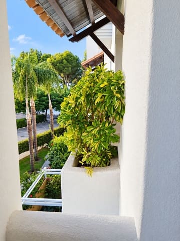 1 Zimmer Apartment zu verkaufen in Puerto Banus, Marbella mit Pool Garage - 445.000 € (Ref: 10179519)