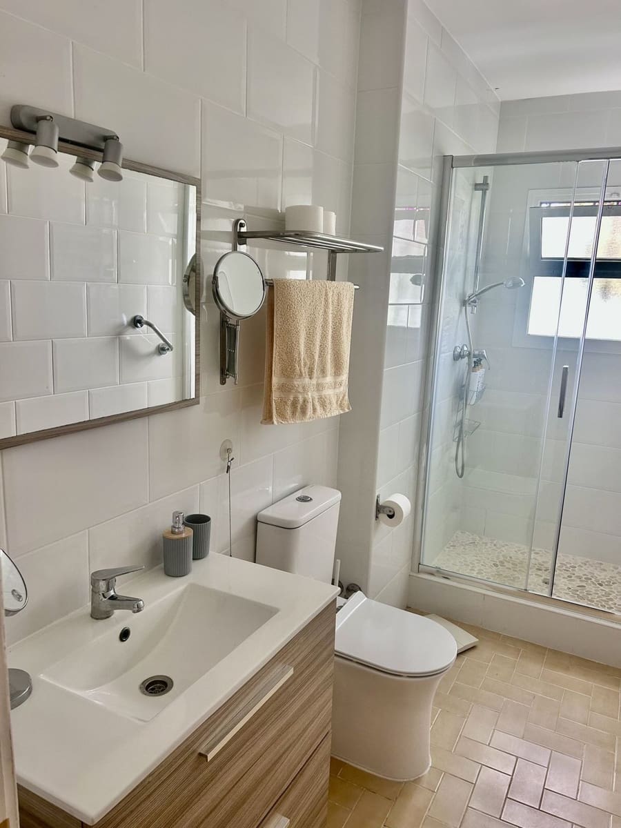 Casa de 3 habitaciones en Riviera del Sol en venta con piscina garaje - 535.000 € (Ref: 10179521)