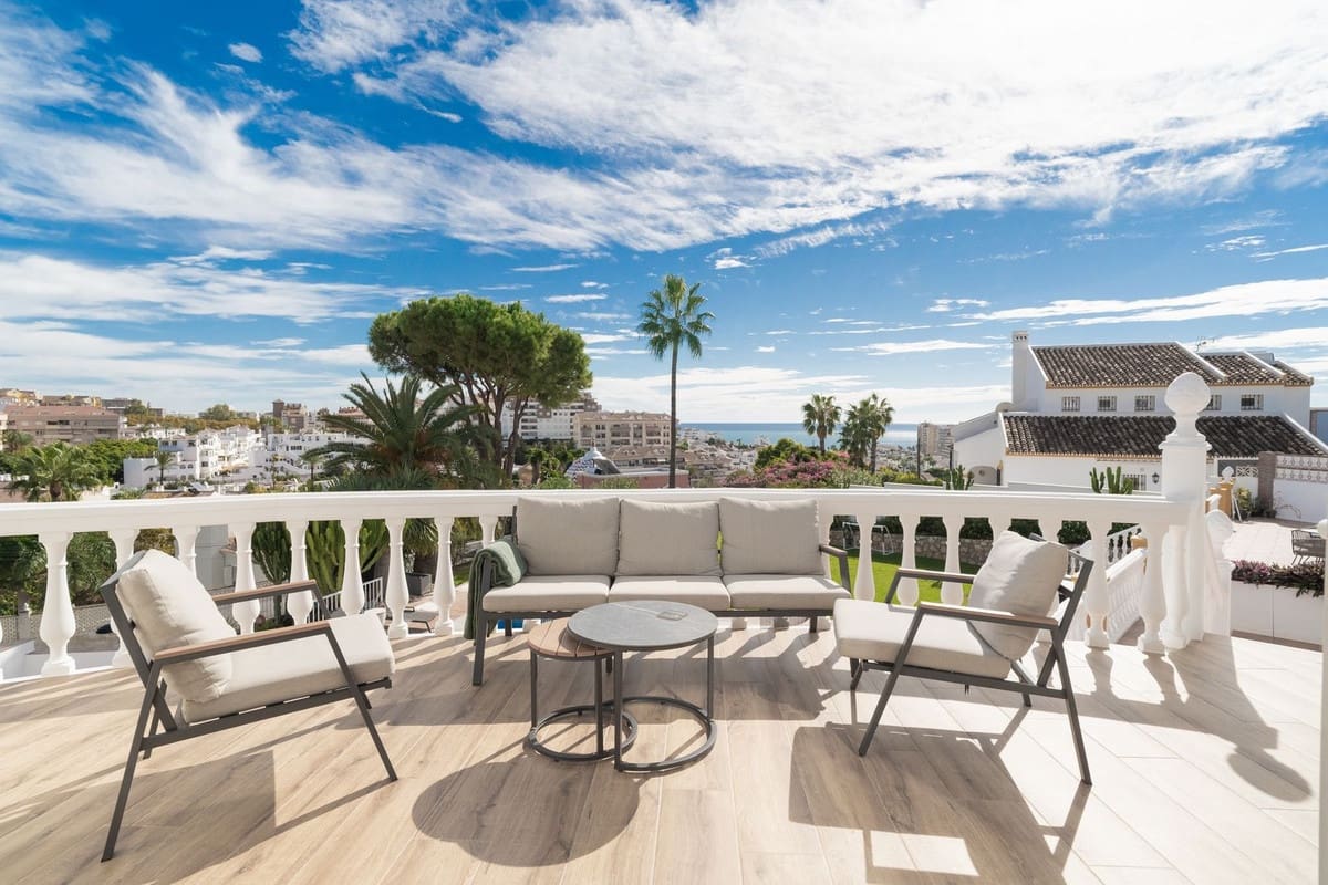 Chalet de 5 habitaciones en Benalmadena Costa en venta con piscina garaje - 1.395.000 € (Ref: 10179522)