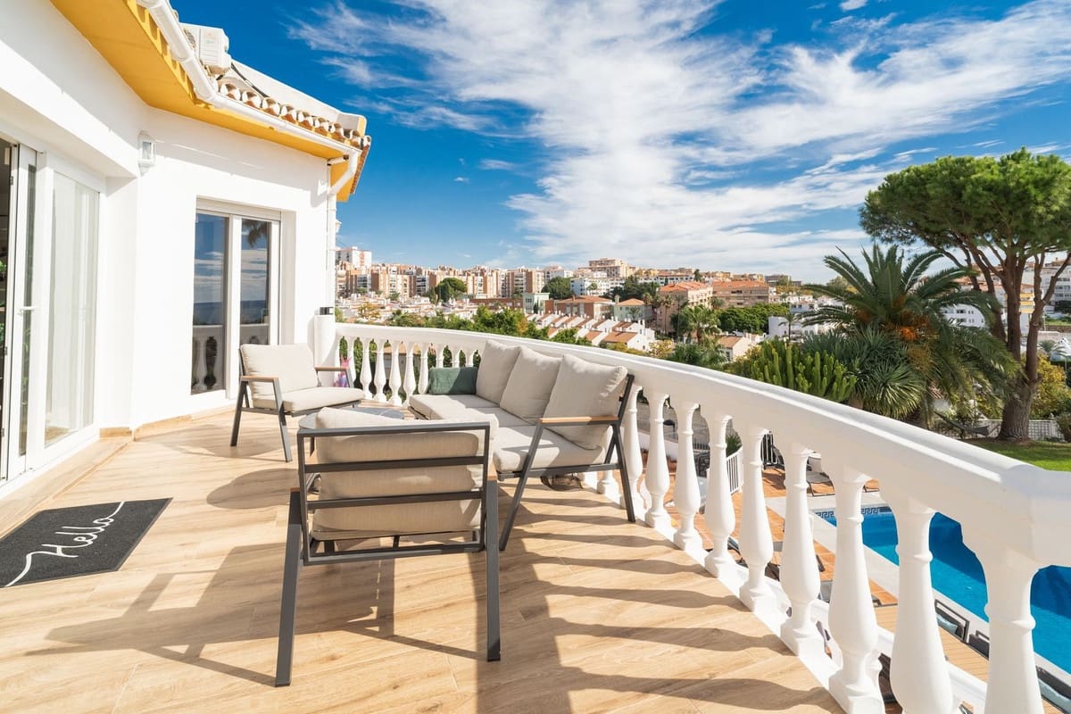 Chalet de 5 habitaciones en Benalmadena Costa en venta con piscina garaje - 1.395.000 € (Ref: 10179522)