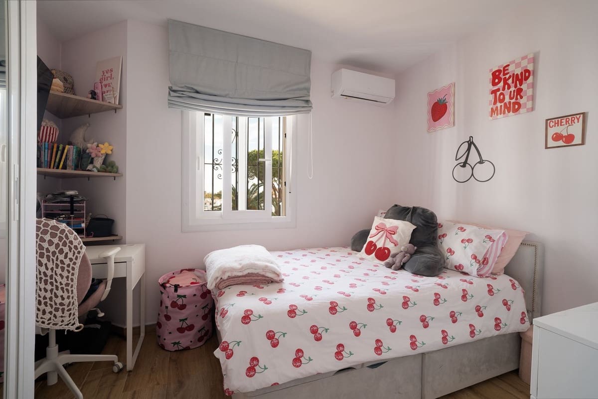 Chalet de 5 habitaciones en Benalmadena Costa en venta con piscina garaje - 1.395.000 € (Ref: 10179522)