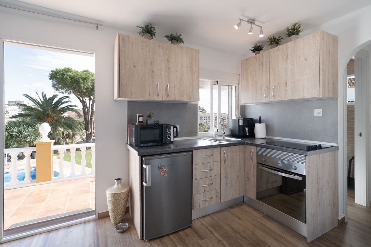 Chalet de 5 habitaciones en Benalmadena Costa en venta con piscina garaje - 1.395.000 € (Ref: 10179522)