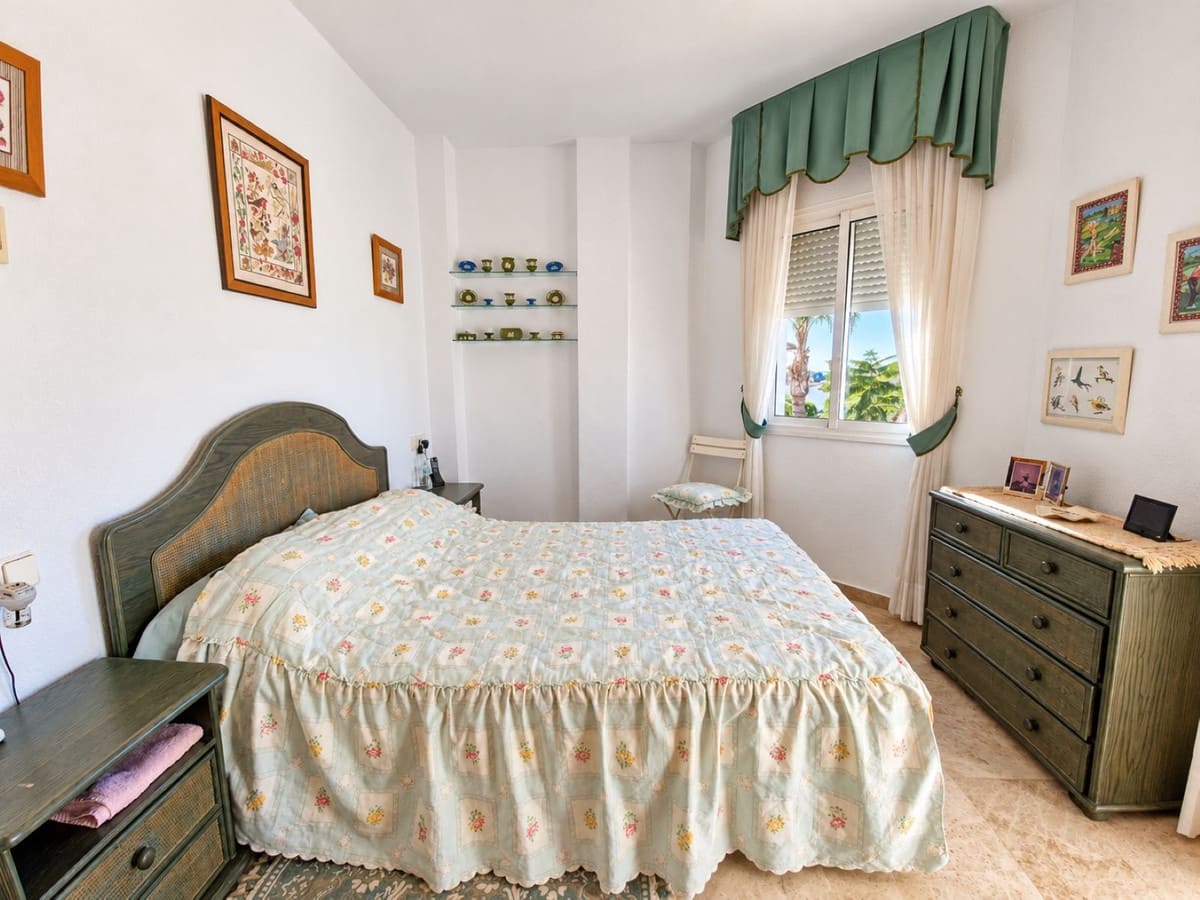 2 soveværelse Byhus til salg i Benalmadena med swimmingpool garage - € 398.000 (Ref: 10179524)