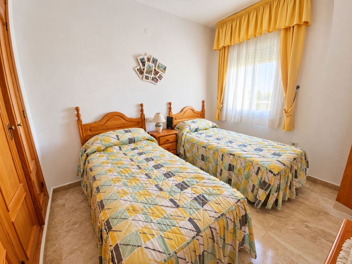 2 soveværelse Byhus til salg i Benalmadena med swimmingpool garage - € 398.000 (Ref: 10179524)