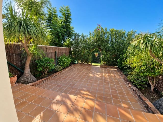2 Zimmer Haus zu verkaufen in Benalmádena mit Pool Garage - 398.000 € (Ref: 10179524)