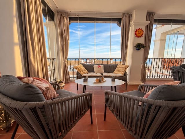 Apartamento de 2 habitaciones en Calahonda, Mijas en venta con piscina garaje - 450.000 € (Ref: 10179525)