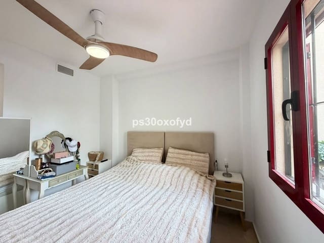 2 soveværelse Lejlighed til salg i La Duquesa / Puerto de la Duquesa, Manilva med swimmingpool garage - € 270.000 (Ref: 10179527)