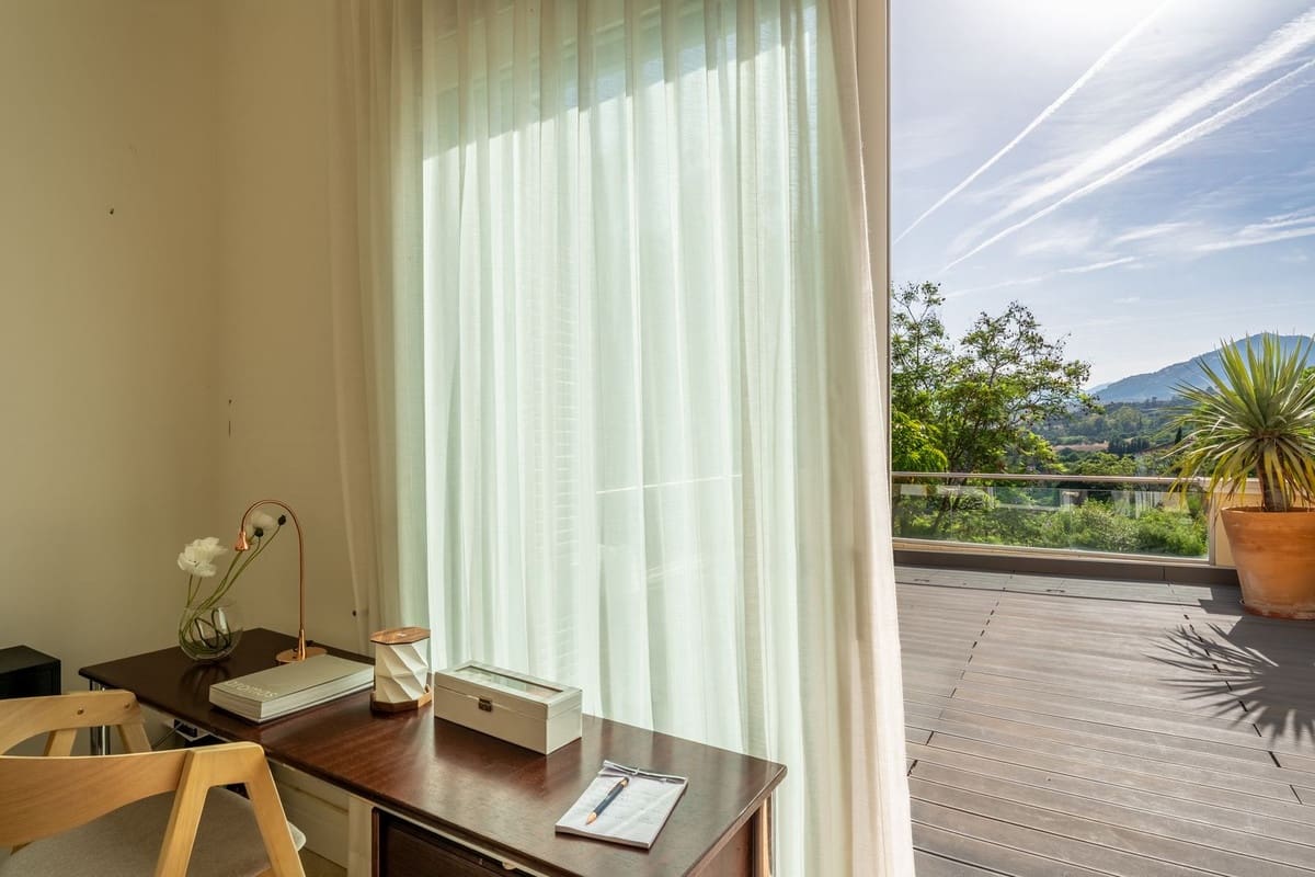 Chalet de 3 habitaciones en La Quinta en venta con piscina garaje - 2.890.000 € (Ref: 10179528)
