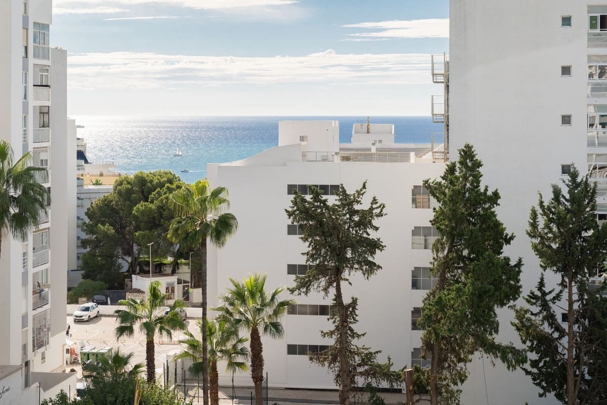 1 soverom Leilighet til salgs i Benalmadena Costa med svømmebasseng - € 249 000 (Ref: 10179529)