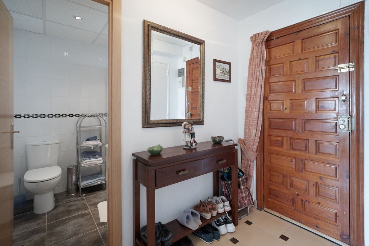 1 soverom Leilighet til salgs i Benalmadena Costa med svømmebasseng - € 249 000 (Ref: 10179529)