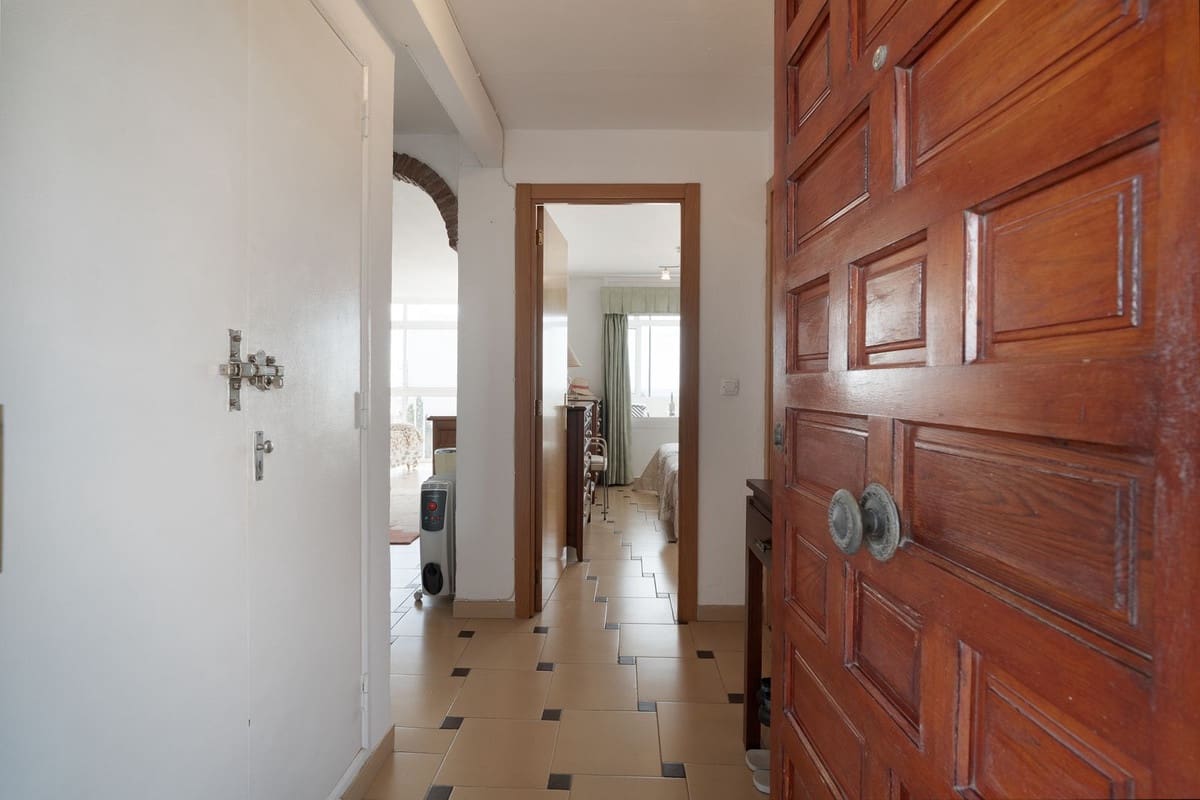1 soverom Leilighet til salgs i Benalmadena Costa med svømmebasseng - € 249 000 (Ref: 10179529)