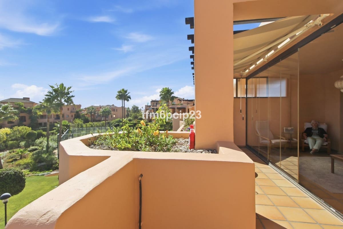 2 chambre Appartement à vendre à Bahia de Casares avec piscine garage - 390 000 € (Ref: 10179530)