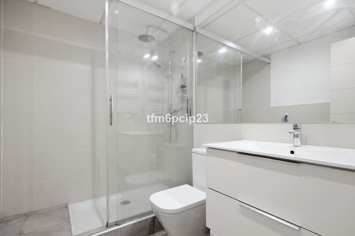 2 Zimmer Apartment zu verkaufen in Bahia de Casares mit Pool Garage - 390.000 € (Ref: 10179530)