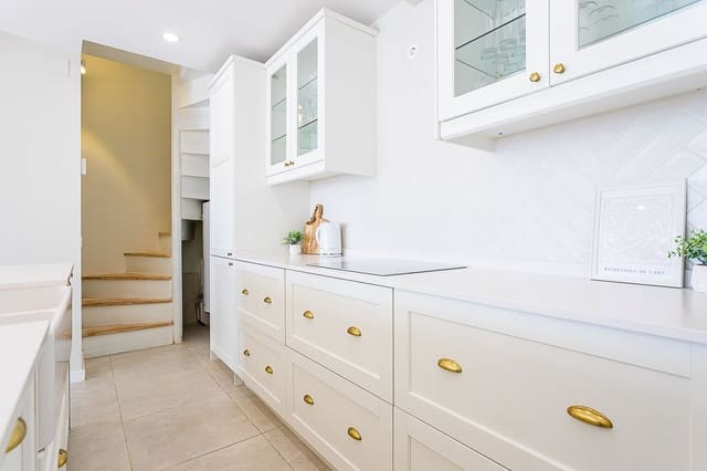 Casa de 1 habitación en Manilva en venta con piscina - 330.000 € (Ref: 10179534)