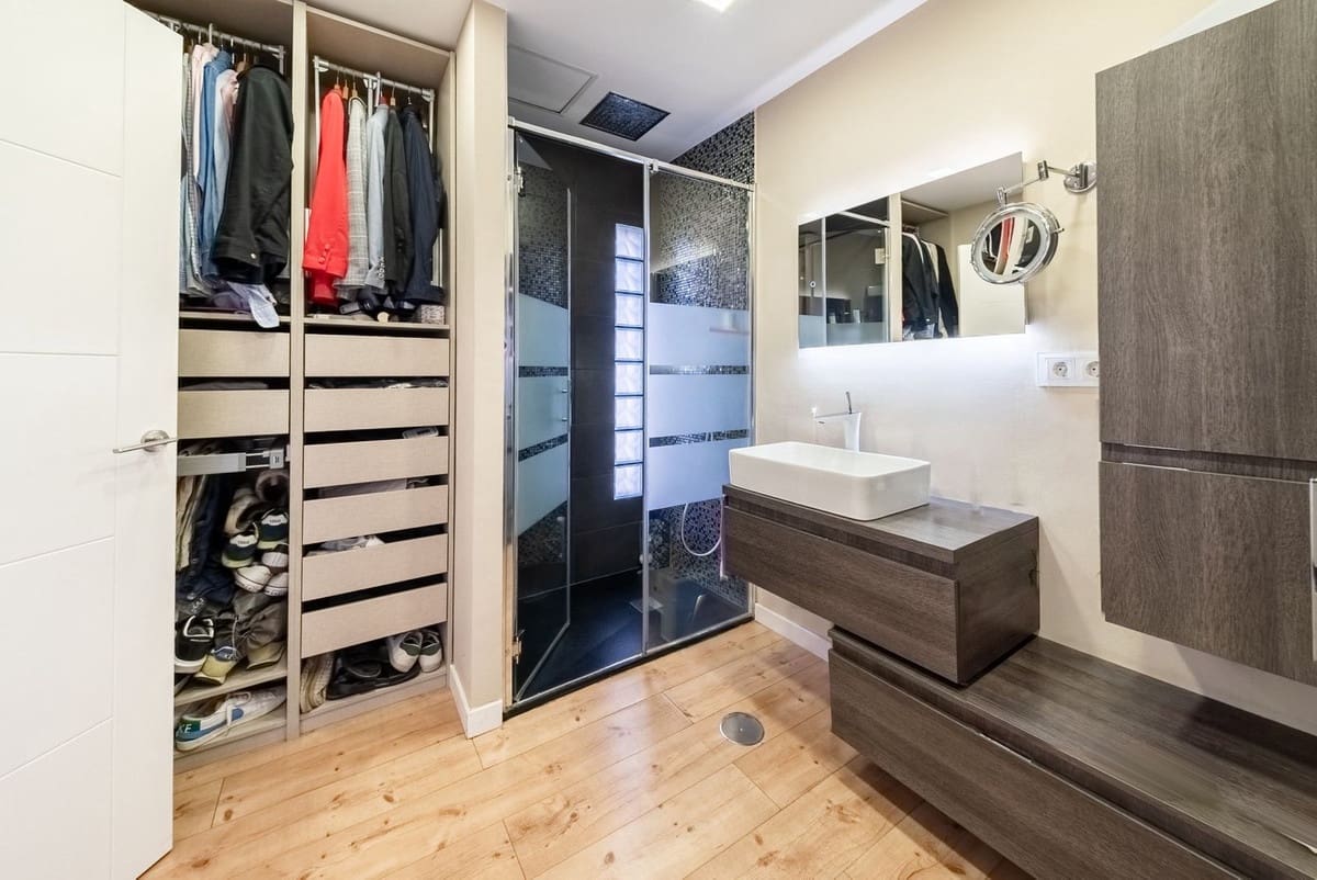 6 soveværelse Semi-Rækkehus til salg i Alhaurin de la Torre med swimmingpool garage - € 535.000 (Ref: 10179539)