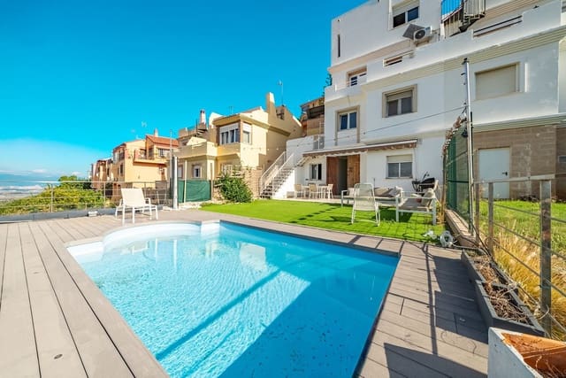 6 soveværelse Semi-Rækkehus til salg i Alhaurín de la Torre med swimmingpool garage - € 535.000 (Ref: 10179539)