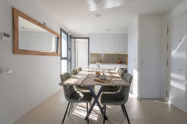 2 soverom Leilighet til salgs i Carvajal, Fuengirola med svømmebasseng garasje - € 498 000 (Ref: 10179541)