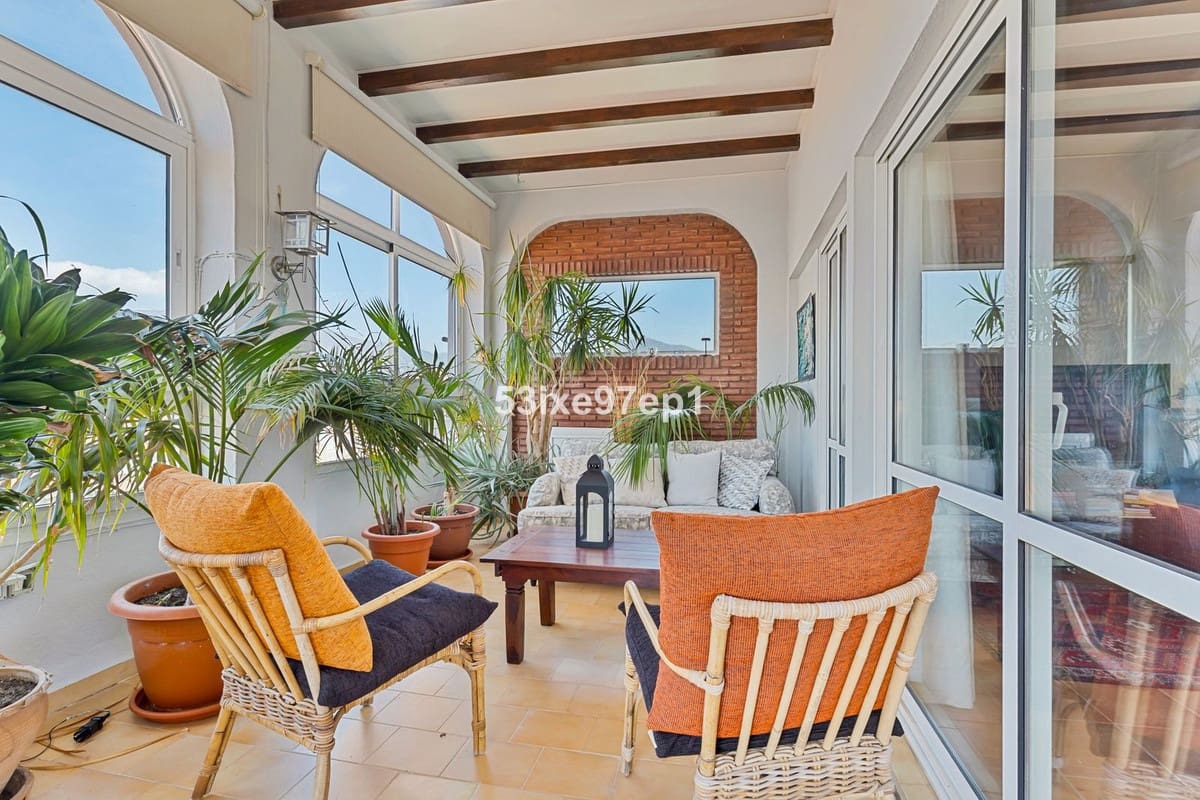 4 Zimmer Apartment zu verkaufen in Fuengirola mit Garage - 649.000 € (Ref: 10179542)