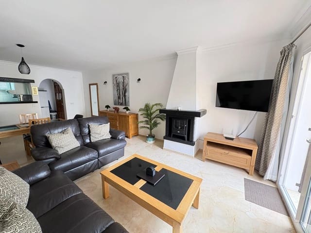2 slaapkamer Appartement te koop in Riviera del Sol, Mijas met zwembad - € 340.000 (Ref: 10179544)