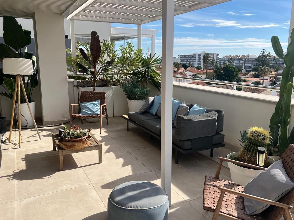 4 Zimmer Apartment zu verkaufen in Torremolinos mit Pool Garage - 1.320.000 € (Ref: 10181693)