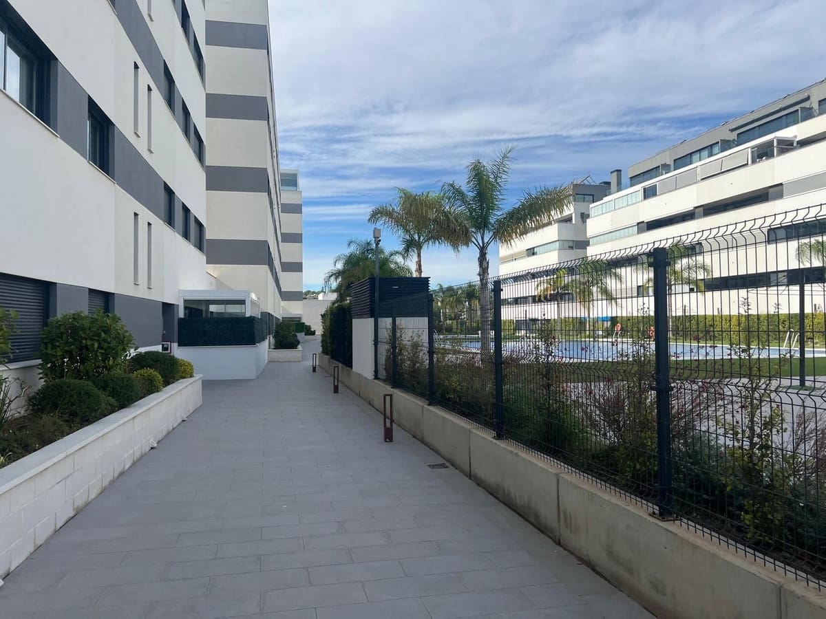 4 Zimmer Apartment zu verkaufen in Torremolinos mit Pool Garage - 1.320.000 € (Ref: 10181693)