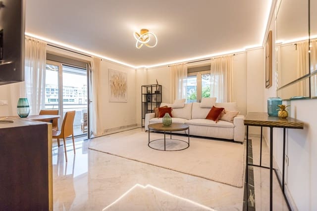 2 bedroom Apartment for sale in Puerto Banus, Marbella with pool garage - € 730,000 (Ref: 10181698)