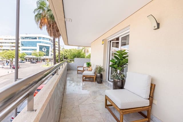 2 bedroom Apartment for sale in Puerto Banus, Marbella with pool garage - € 730,000 (Ref: 10181698)