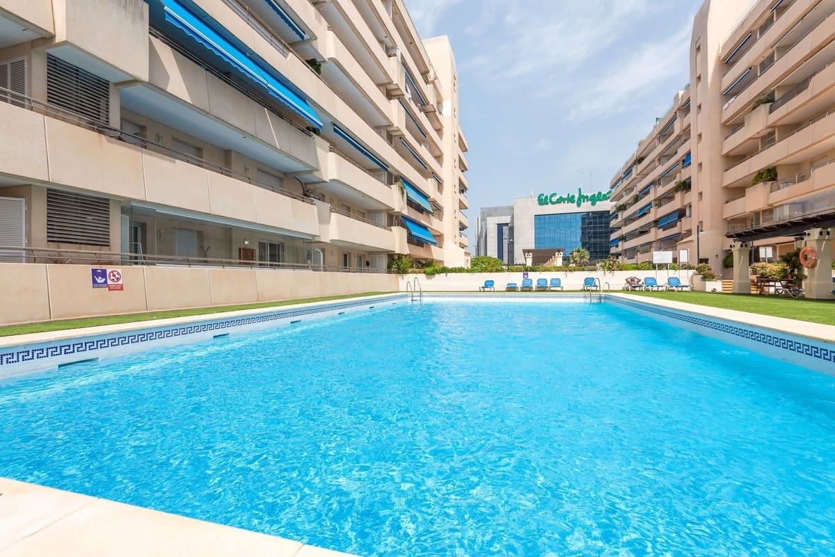 2 bedroom Apartment for sale in Puerto Banus with pool garage - € 730,000 (Ref: 10181698)