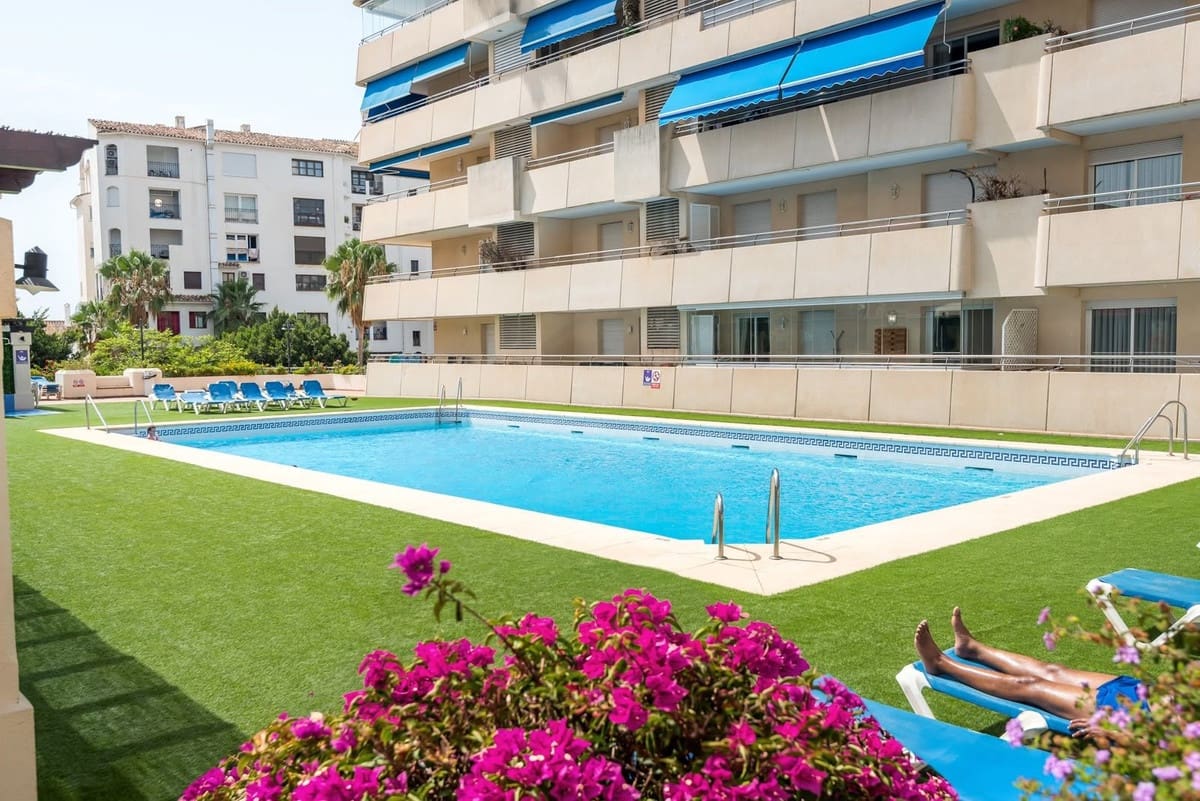 2 bedroom Apartment for sale in Puerto Banus with pool garage - € 730,000 (Ref: 10181698)