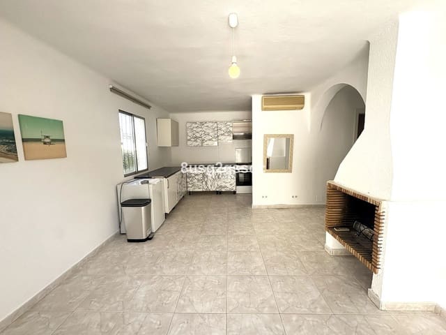2 bedroom Semi-detached Villa for sale in Atalaya-Isdabe, Estepona with pool - € 300,000 (Ref: 10183711)
