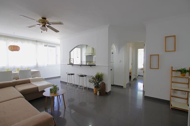 2 bedroom Apartment for sale in Benalmadena Costa, Benalmádena with pool garage - € 424,000 (Ref: 10185321)