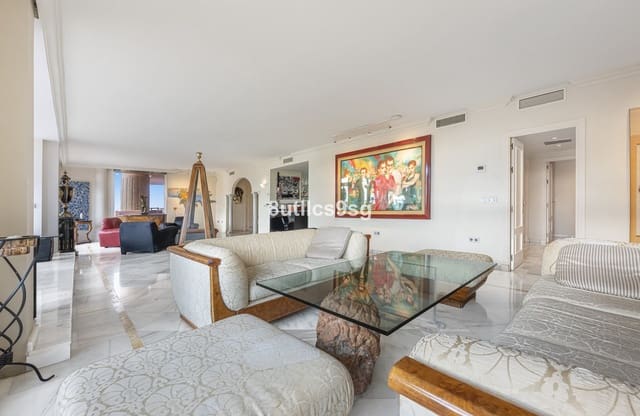 4 soveværelse Lejlighed til salg i Nueva Andalucia, Marbella med swimmingpool garage - € 1.599.000 (Ref: 10185330)