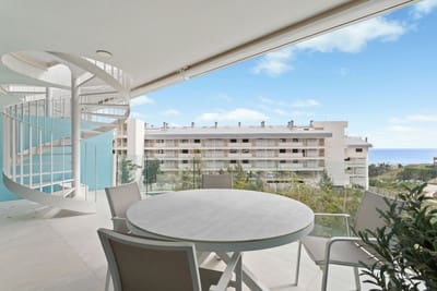 2 soveværelse Penthouse til salg i Fuengirola med swimmingpool - € 899.000 (Ref: 8895376)